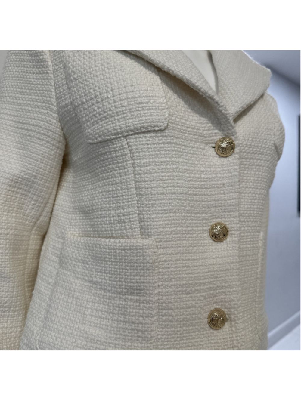 Women Skirt Suit Ivory Size Medium Gold Bottom 2 Piece Jacket - Picture 5 of 16